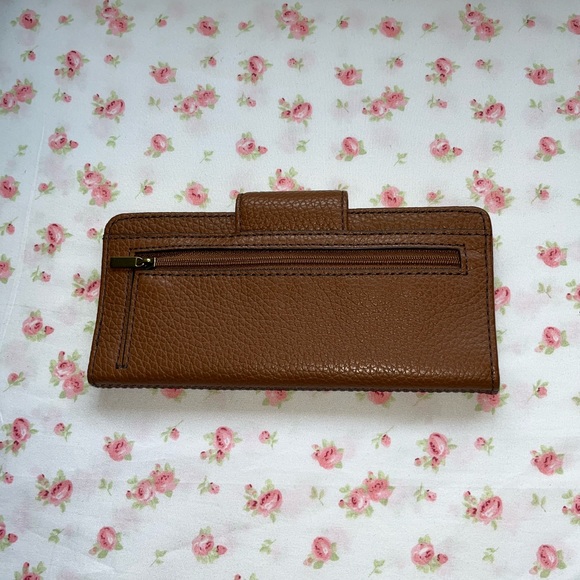 Fossil Genuine Leather Slim Wallet - Picture 2 of 4